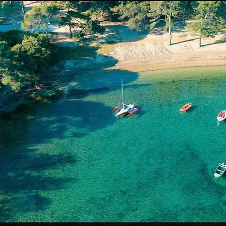 Tres Bel A Hyeres